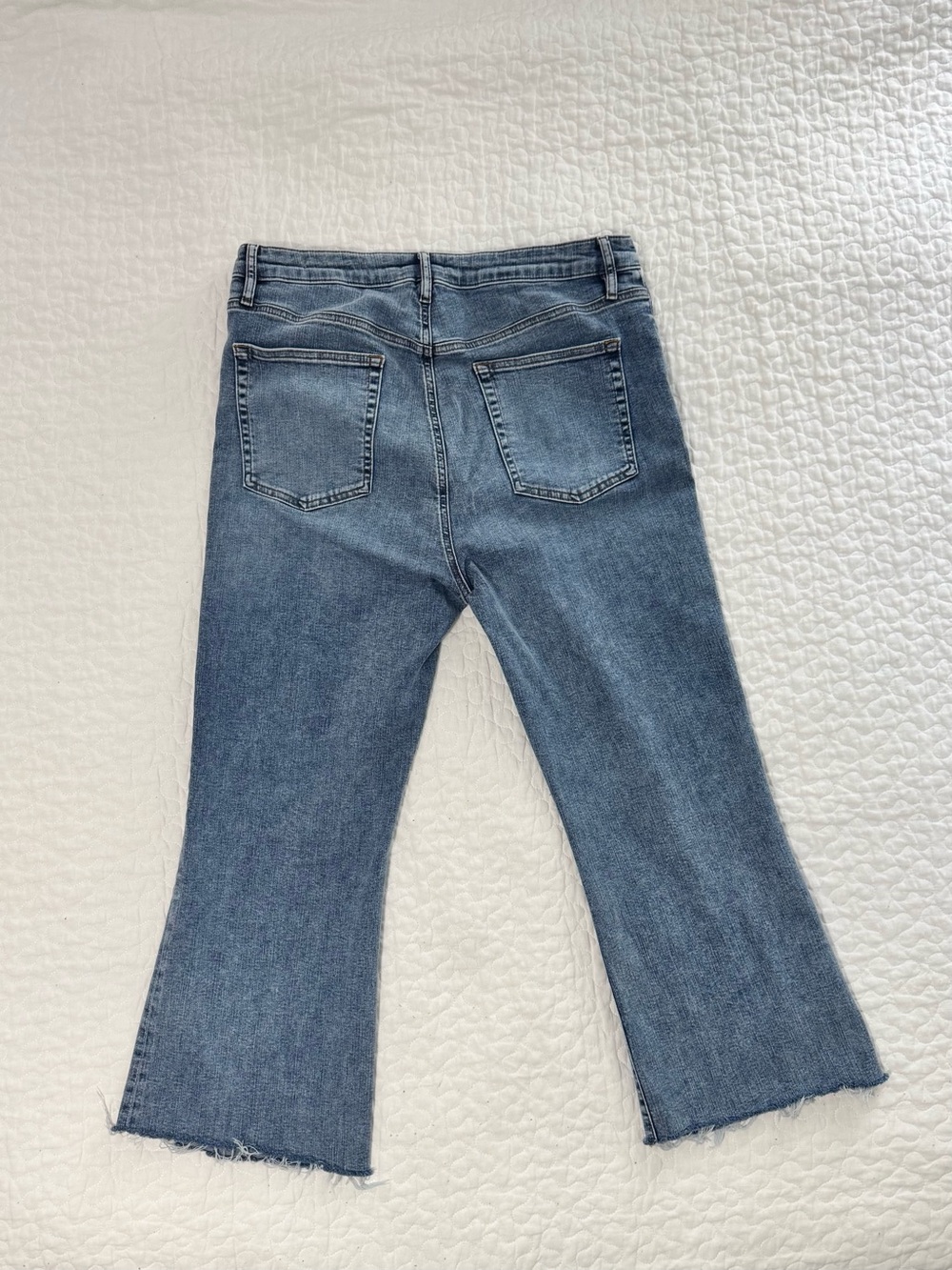 FRAME Denim Cropped Jeans - The Reboot - Picture 2 of 4
